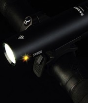 Far bicicleta RAVEMEN CR800 LED USB 800 lm 